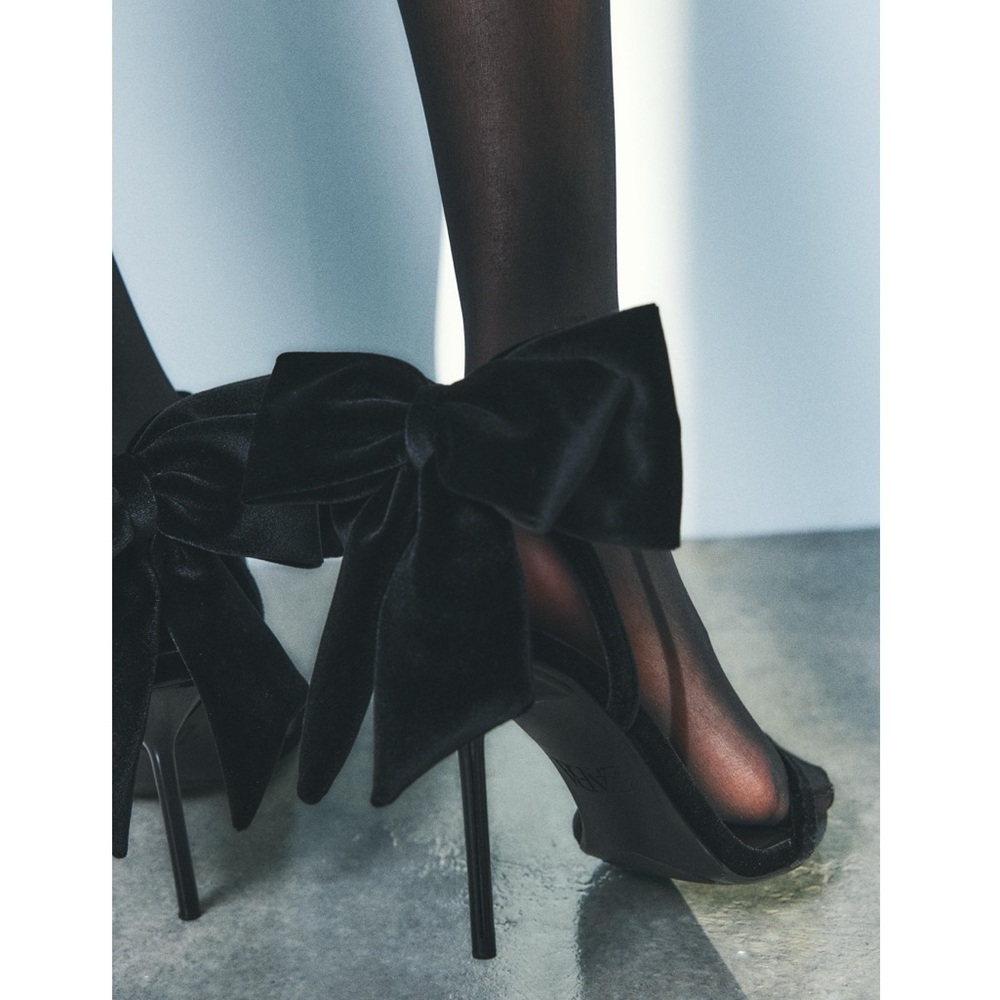 ZARA HEELED SANDALS WITH MAXI BOW